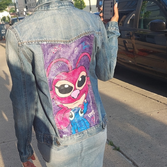 Size L jeans jackets new (only use for picture) - Picture 2 of 2